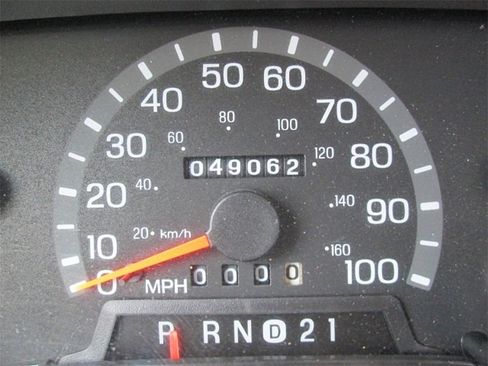 Used 2003 Ford E-450 and Econoline 450 image 31