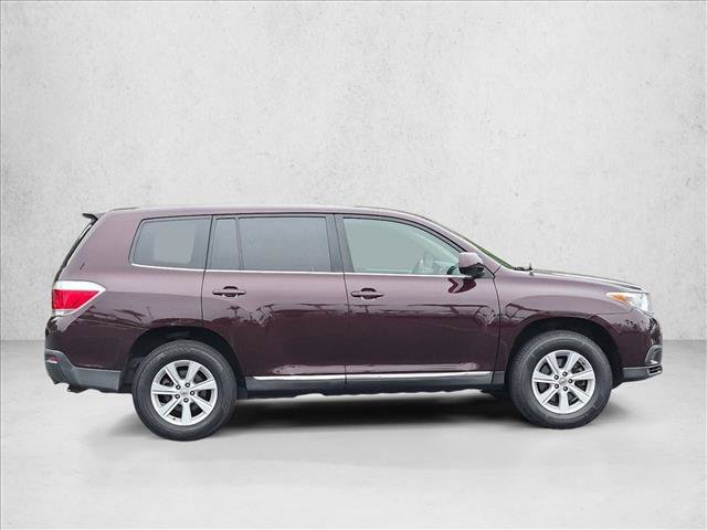 Used 2012 Toyota Highlander FWD image 4