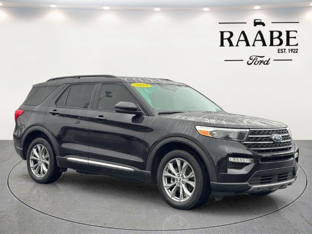Used 2023 Ford Explorer XLT w/ Equipment Group 202A AWD/4WD image 1