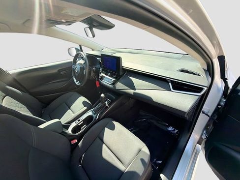 Used 2023 Toyota Corolla LE FWD image 29