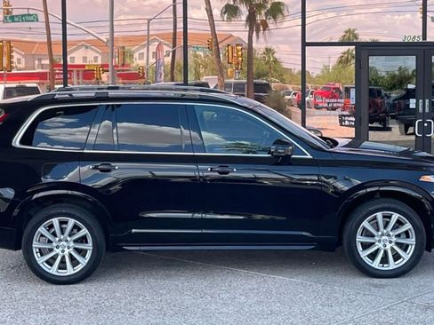 Used 2016 Volvo XC90 T6 Momentum w/ Momentum Plus Package image 20