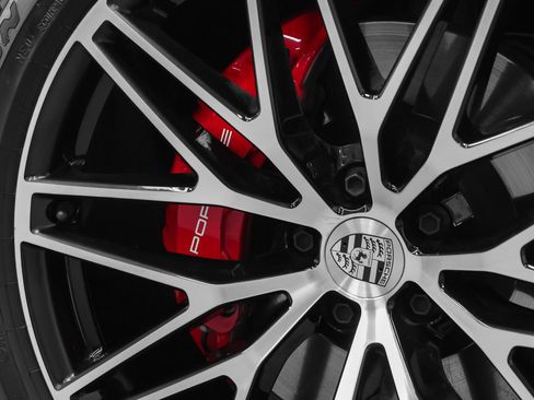 Certified 2024 Porsche Macan S AWD/4WD image 14