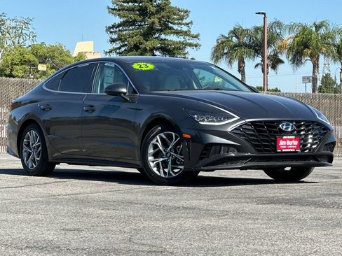 Used 2023 Hyundai Sonata SEL FWD image 1