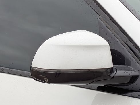 Used 2020 BMW X5 sDrive40i w/ M Sport Package image 13