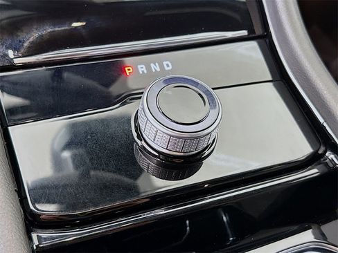 Used 2023 Jeep Grand Cherokee Altitude image 10