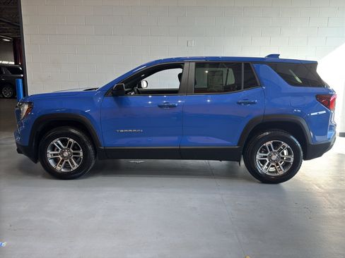 Used 2026 GMC Terrain Elevation AWD/4WD image 2
