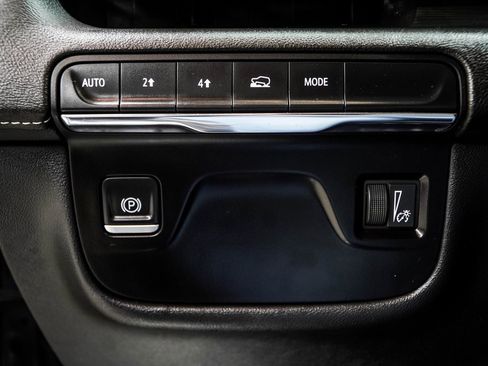 Used 2021 Cadillac Escalade Premium Luxury image 43