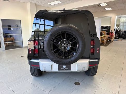 Used 2025 Land Rover Defender 110 S AWD/4WD image 6