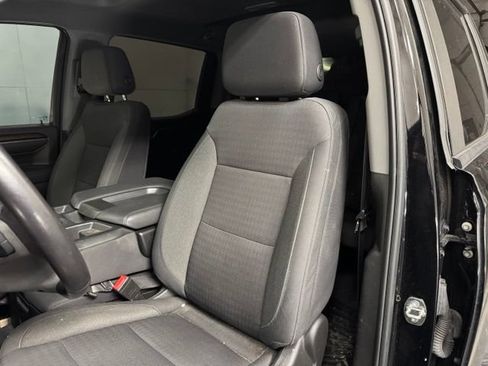 Used 2022 Chevrolet Silverado 1500 LT AWD/4WD image 18