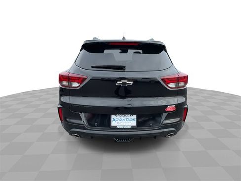 Used 2022 Chevrolet TrailBlazer RS w/ Sun and Liftgate Package image 7