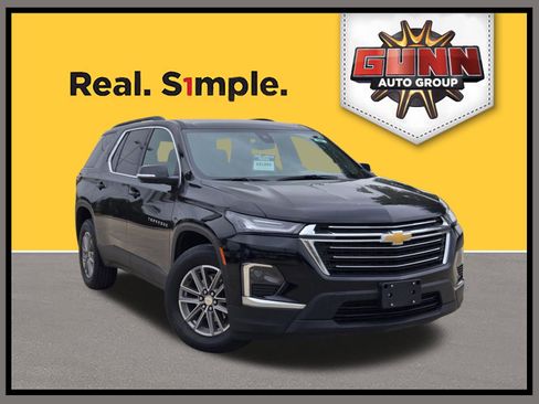 Certified 2023 Chevrolet Traverse LT FWD image 1