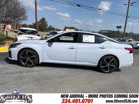 Used 2023 Nissan Altima 2.5 SR image 8