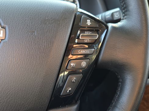 Used 2024 Nissan Armada SL w/ Captain's Chairs Package RWD image 26