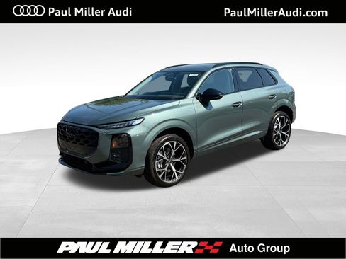 Used 2026 Audi Q3 quattro 2.0T w/ 20" Wheel Package AWD/4WD image 1
