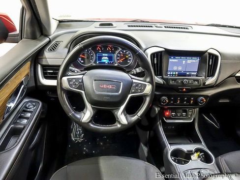 Certified 2020 GMC Terrain SLE image 2