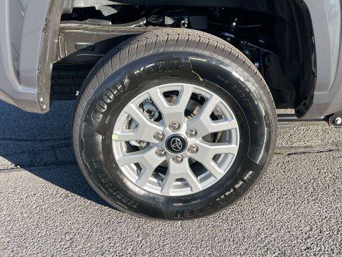New 2026 Toyota Tacoma SR5 image 6