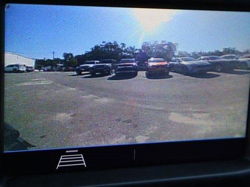 Used 2022 Chevrolet Silverado 3500 LT w/ Convenience Package image 14