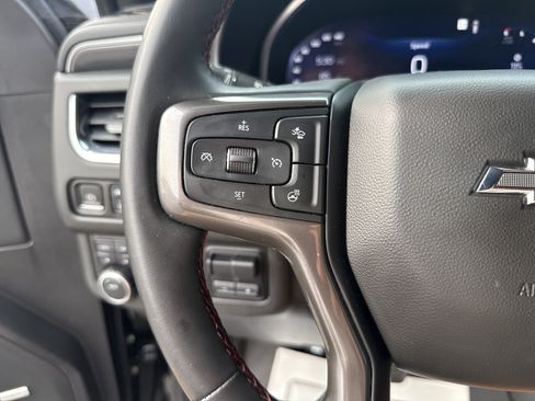 Used 2023 Chevrolet Suburban RST w/ Luxury Package AWD/4WD image 19