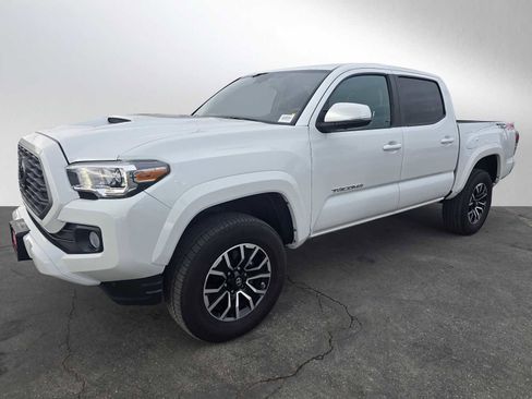Used 2023 Toyota Tacoma TRD Sport image 7
