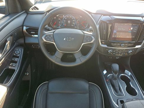 Used 2023 Chevrolet Traverse Premier w/ Redline Edition image 11