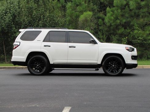 Used 2019 Toyota 4Runner Limited RWD image 4