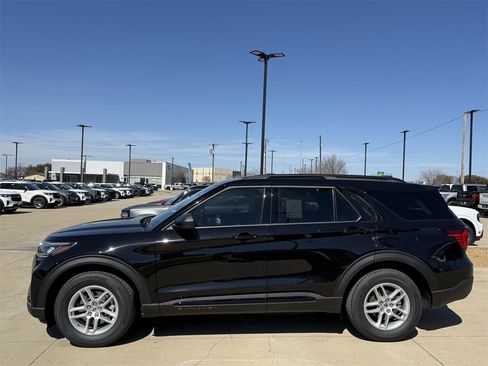 New 2026 Ford Explorer Active image 26