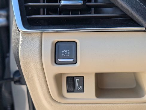 Used 2021 Cadillac CT5 Luxury image 30