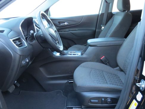 Used 2024 Chevrolet Equinox LT image 15