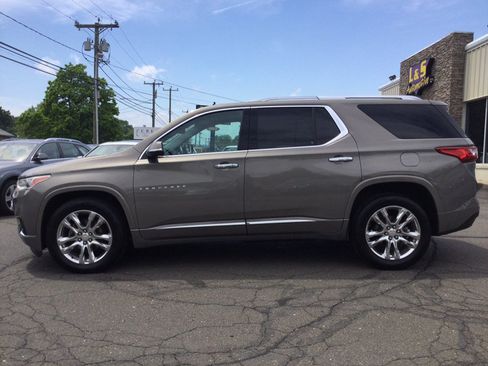 Used 2018 Chevrolet Traverse High Country AWD/4WD image 11