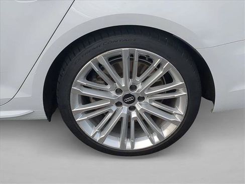 Used 2019 Audi A4 2.0T Premium Plus w/ Premium Plus Package image 29