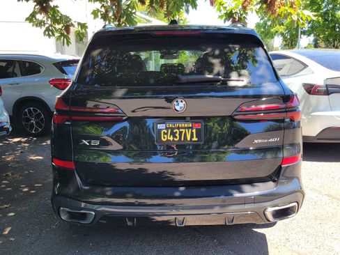 Used 2024 BMW X5 xDrive40i w/ M Sport Package AWD/4WD image 4