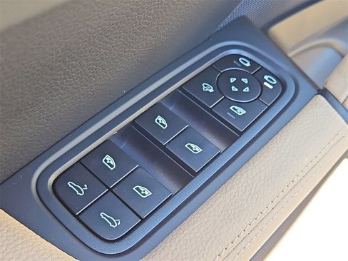 New 2026 Porsche Cayenne Coupe image 26