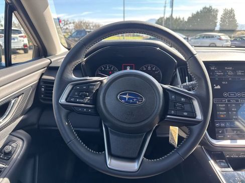 Used 2025 Subaru Outback Premium image 23