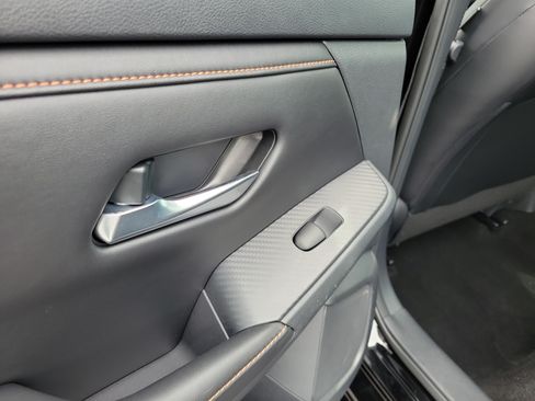 Certified 2021 Nissan Sentra SR w/ SR Premium Package FWD image 13