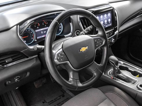 Used 2023 Chevrolet Traverse LT AWD/4WD image 4