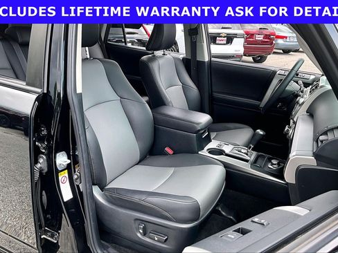 Used 2019 Toyota 4Runner SR5 Premium AWD/4WD image 7