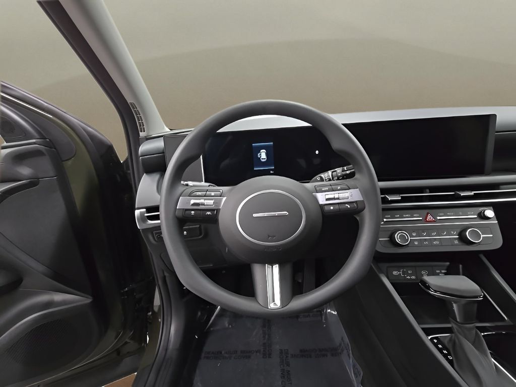 New 2026 Hyundai Tucson SE FWD image 16