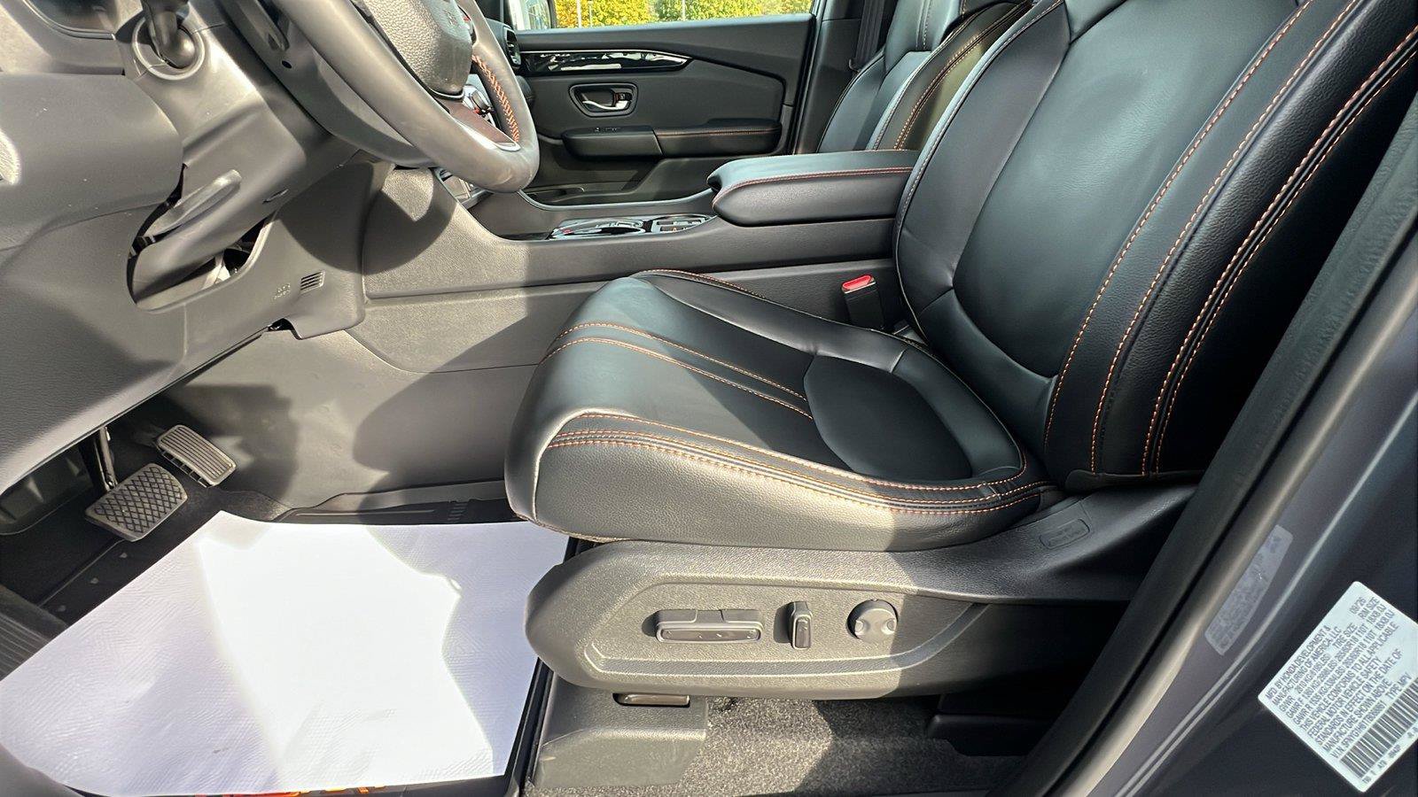 New 2026 Honda Pilot TrailSport image 25