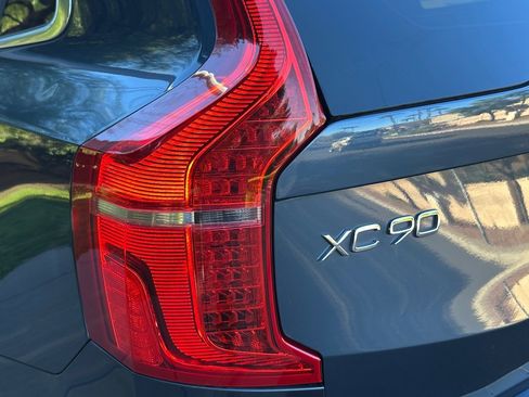 Used 2018 Volvo XC90 T5 Momentum w/ Convenience Package image 49