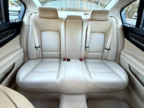 Used 2013 BMW 740Li image 16