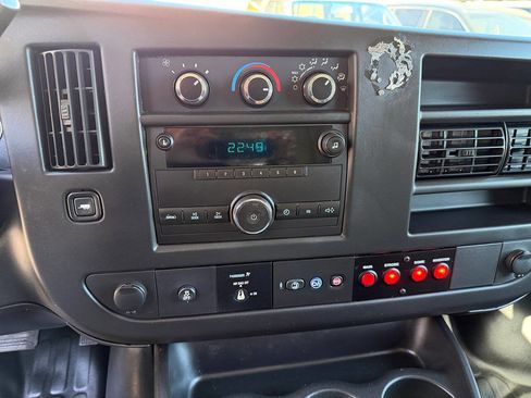 Used 2014 Chevrolet Express 2500 2500 3dr Cargo Van w/1WT image 16