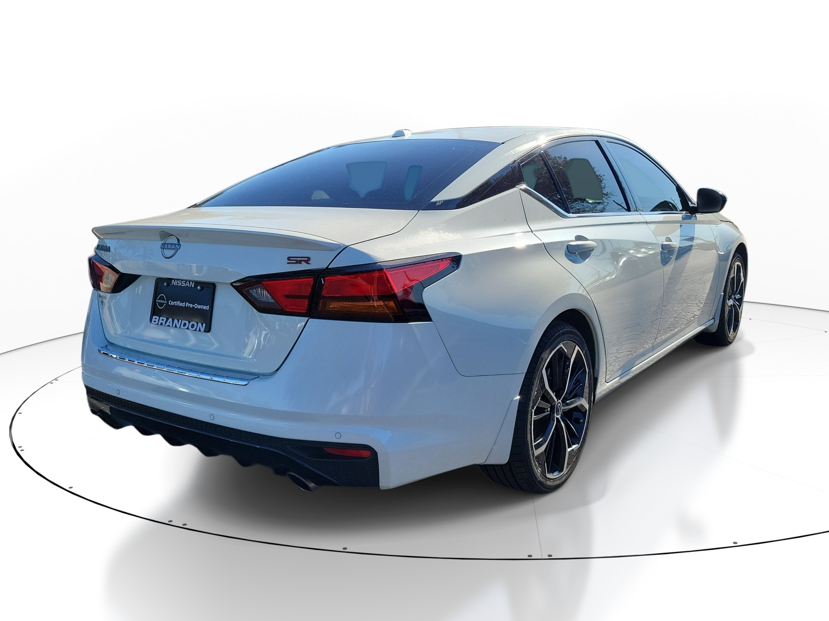 Certified 2023 Nissan Altima 2.5 SR w/ SR Premium Package FWD image 7