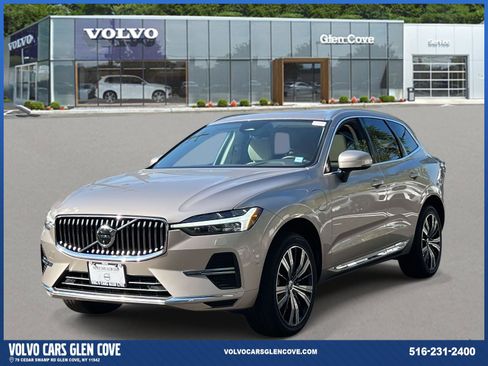 Certified 2023 Volvo XC60 T8 Plus image 3
