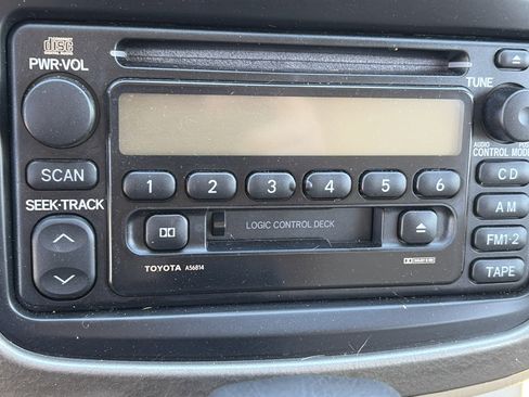 Used 2003 Toyota Highlander 4WD V6 image 19