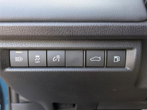 Used 2025 Toyota Camry XSE image 22