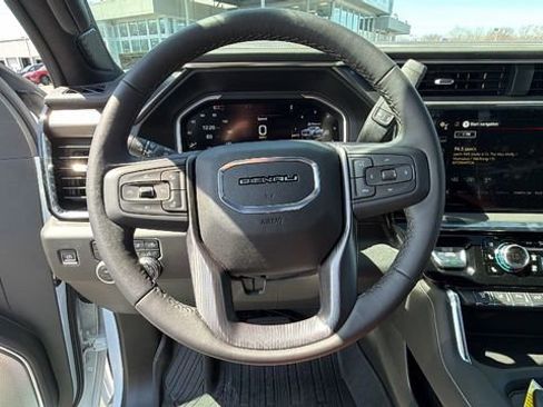 New 2026 GMC Sierra 3500 Denali Ultimate AWD/4WD image 33