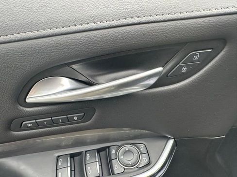 Used 2024 Cadillac XT4 Premium Luxury image 19