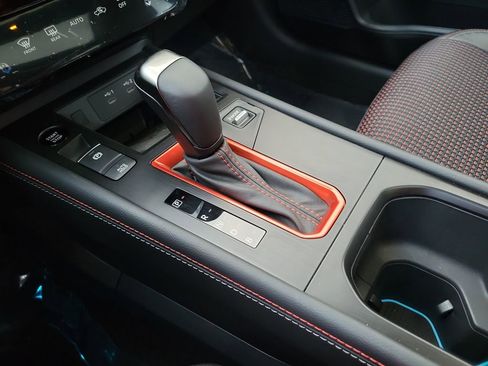 New 2026 Nissan Kicks SR w/ SR Premium Package image 10