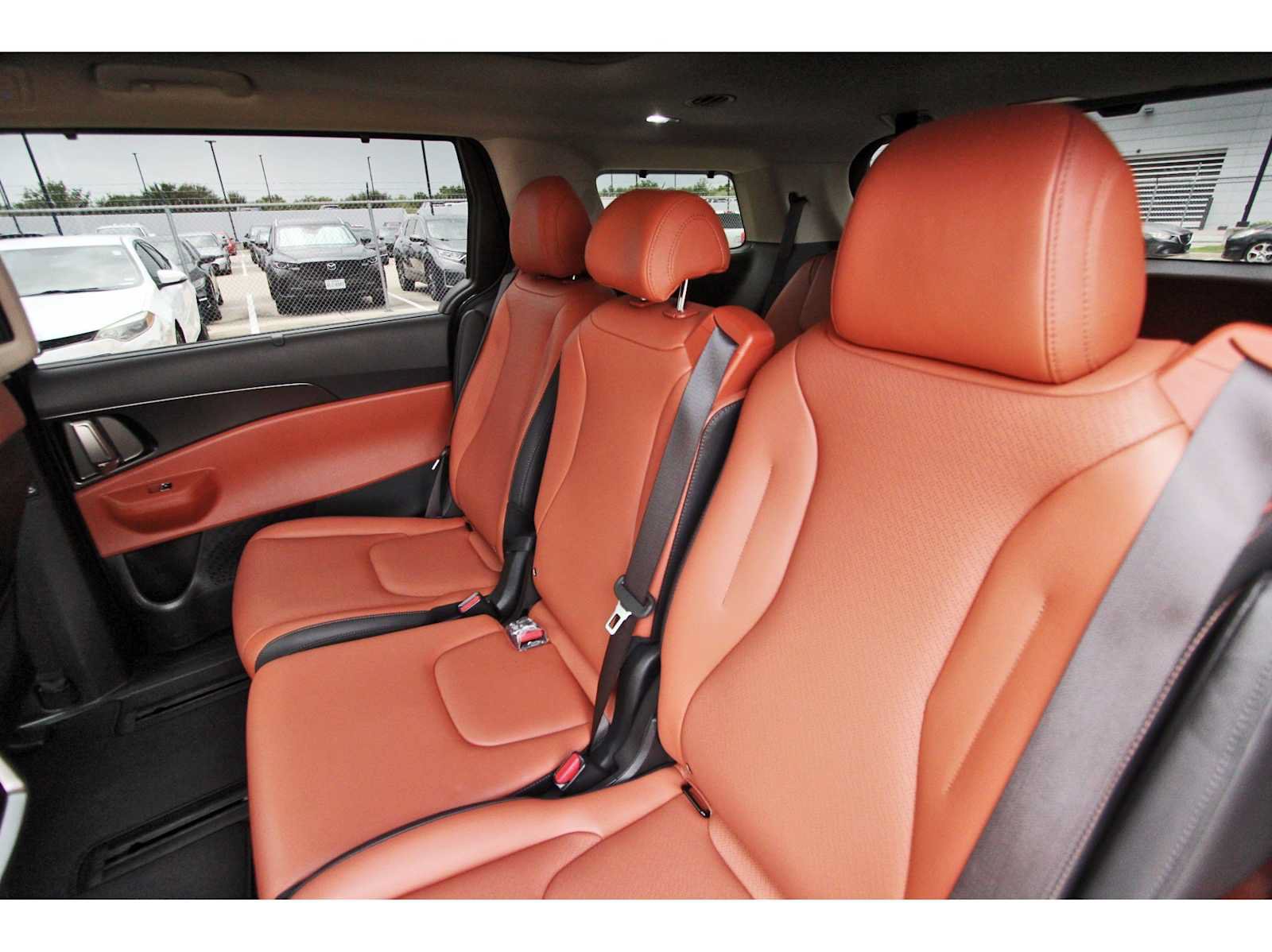 Used 2025 Kia Carnival SX Prestige FWD image 12