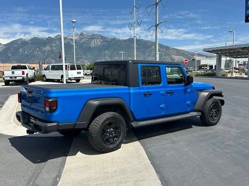 Used 2021 Jeep Gladiator Sport AWD/4WD image 7
